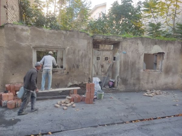 مهار آتش سوزی گاراژ تعمیر خودرو در مسیر ...