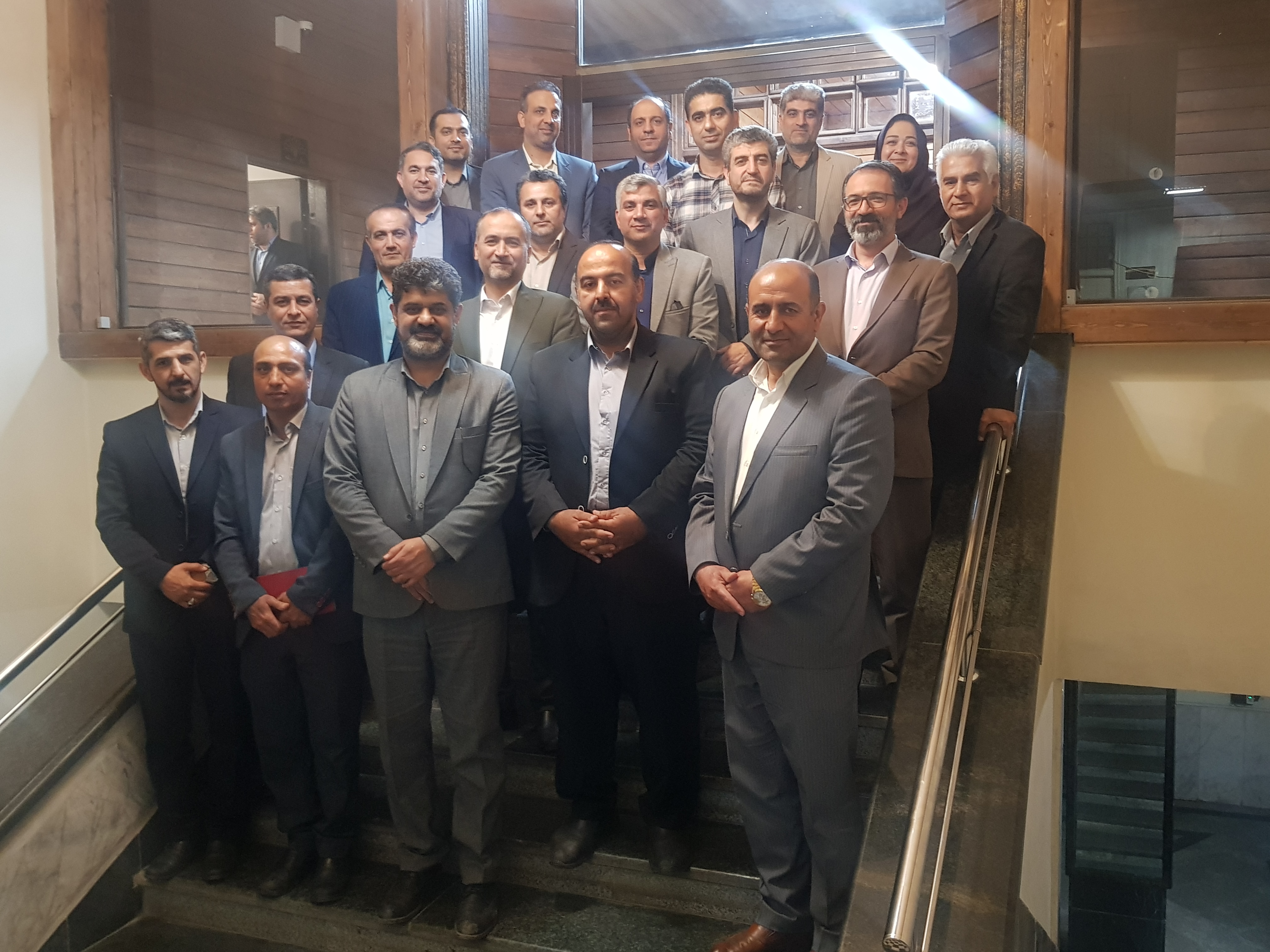 به مناسبت هفته کار و کارگر؛ سیدالنگی با اعضای شورای کارگری شهرداری گرگان دیدار کرد