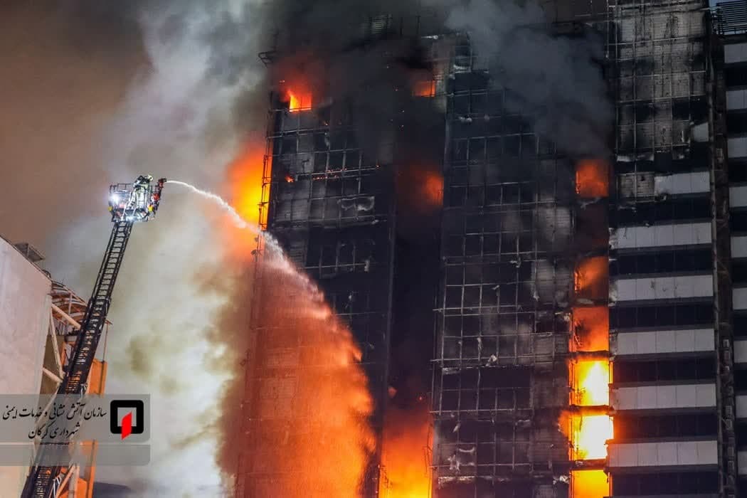 تقدیر رئیس آتش‌‌نشانی گرگان از تلاش درخشان آتش‌نشانان در حادثه گاندی