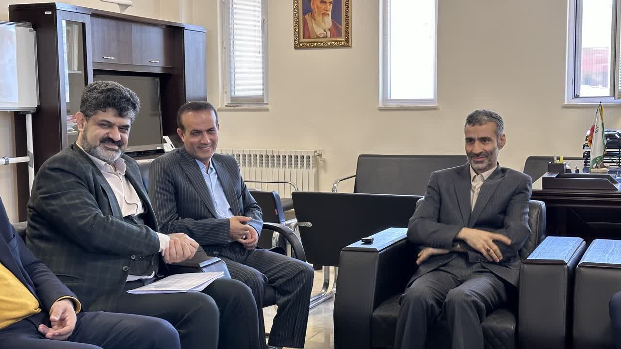دیدار نوروزی شهردار، اعضای شورای اسلامی شهر و مدیران شهری گرگان با مدیرکل بازرسی استان گلستان