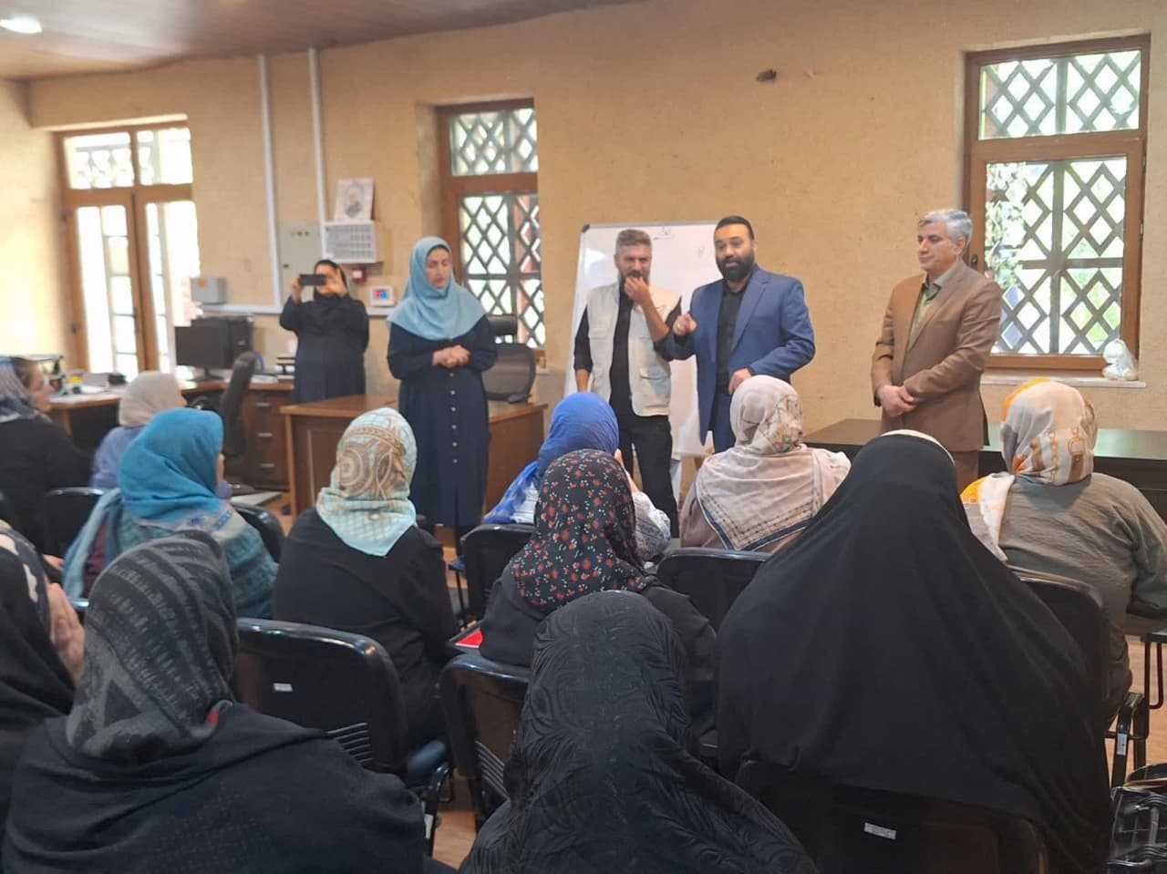 کارگاه تفکیک زباله از مبدأ در قالب اردوه...