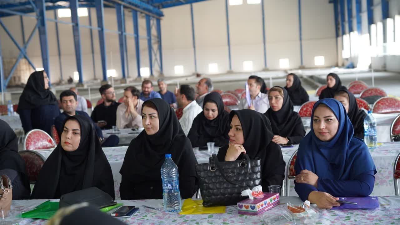 گزارش تصویری3: نشست خبری شهردار و اعضای شورای اسلامی شهر گرگان به مناسبت گرامیداشت روز خبرنگار