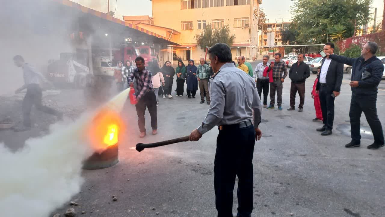 افزایش تاکسی و سرویس مدرسه آتش نشان در گ...