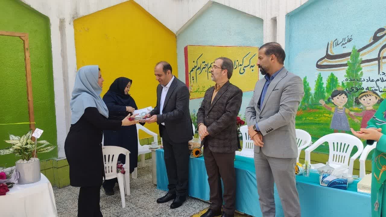 تقدیر مدیران شهری از معلمین مدارس گرگان...