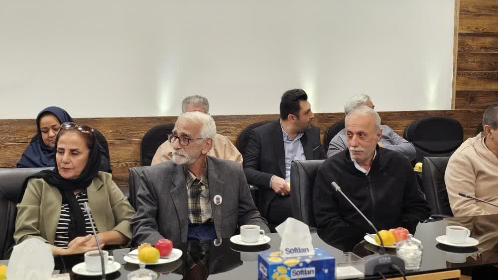 جلسه صمیمی شهردار گرگان با جمعی از فعالا...