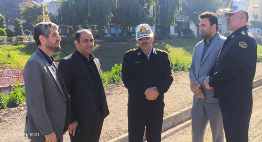 بازدید شهردار گرگان و روسای پلیس راهور از عملیات بازگشایی معبر ضلع شرقی ارتش